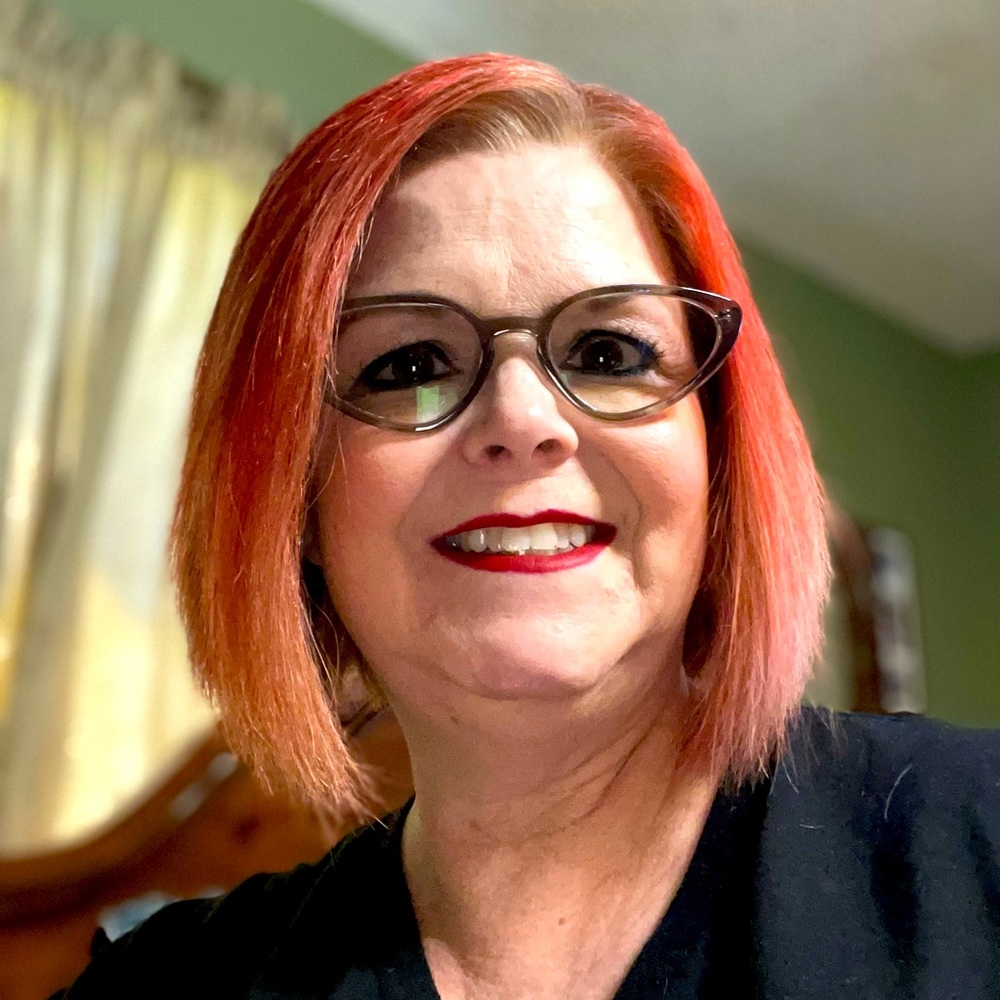 Meet your Posher, Paula